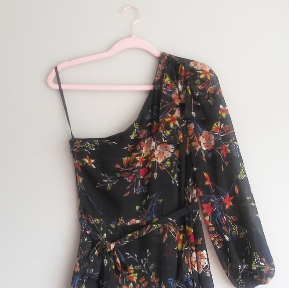 NWT Clover and Sloane Bowery Longsleeve One Shoulder Cocktail Dress - Picture 3 of 5